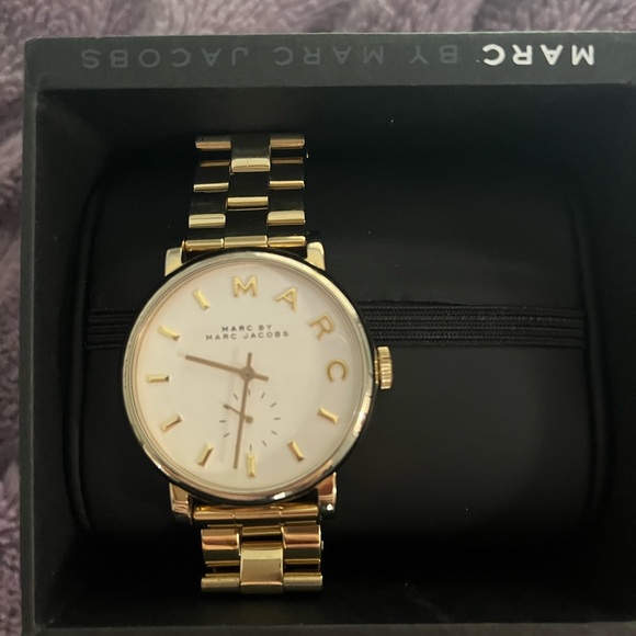 Gold Marc by Marc Jacobs Watch - Picture 2 of 4